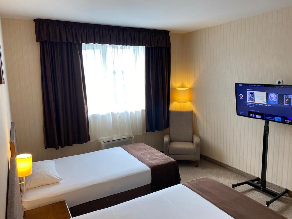 Hotel 7ya Krasnosilske Buitenkant foto